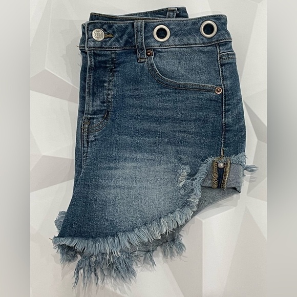 Altar'd State Pants - Altar'd State Blue Frayed Jean Shorts Women’s Size:26